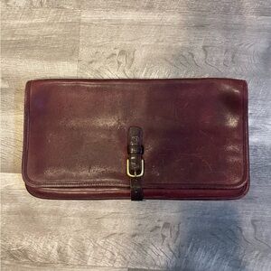 *Rare* Vintage Coach Burgundy Leather Clutch
